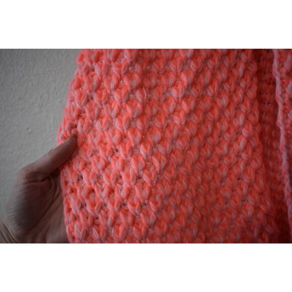 Old Navy Pink Cable Knit Infinity Scarf - Picture 2 of 2